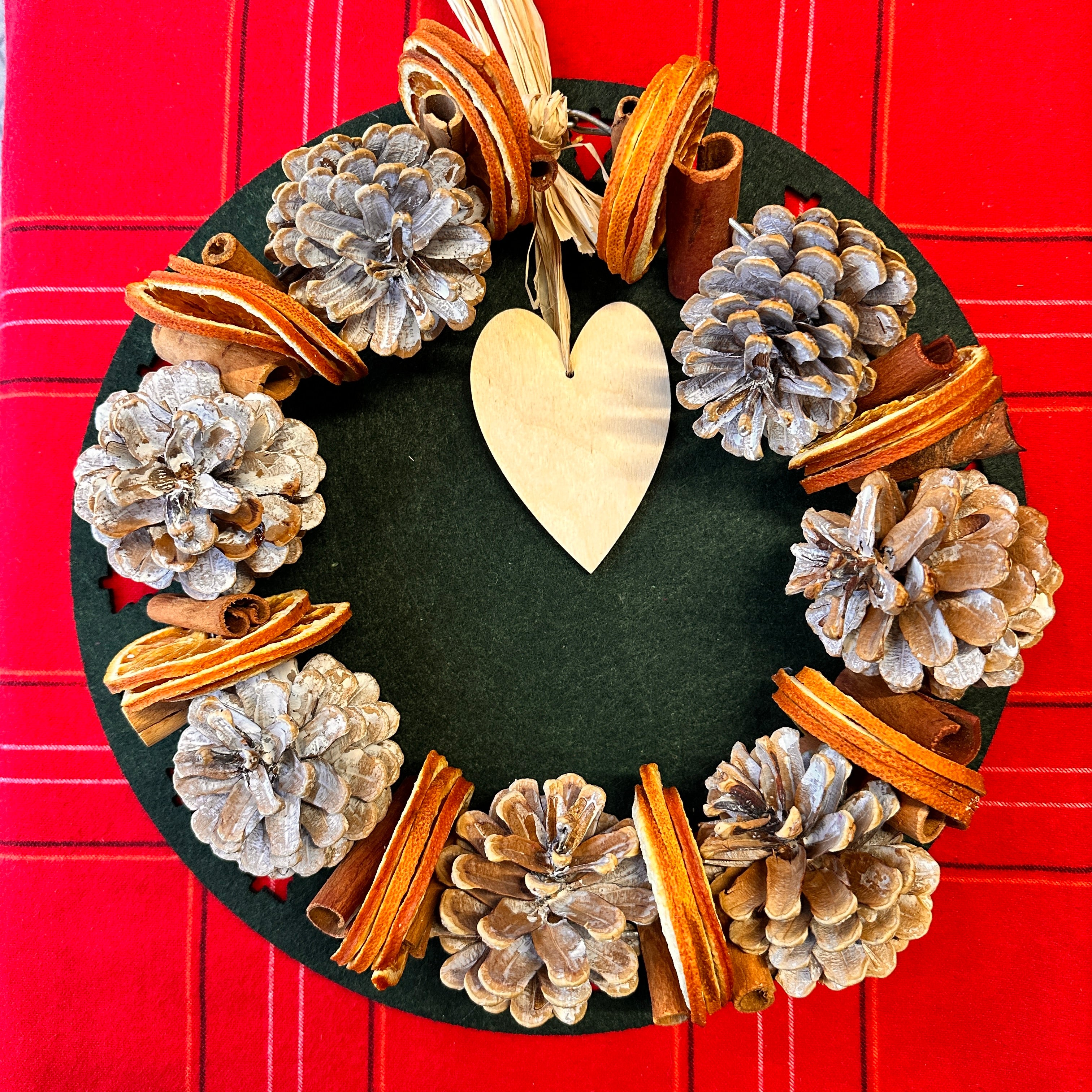 Woodland Heart Pinecone Wreath Ring